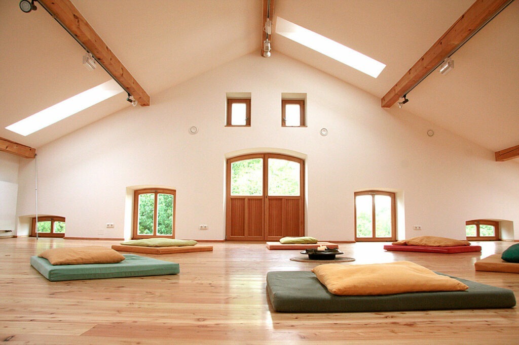 Ashtanga Retreat Practice Space Holzmannstett